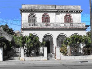 Fachada de la Biblioteca Alejo Carpentier