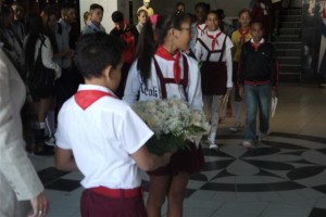 Ofrenda_por_Aniversario_Muerte_Villena