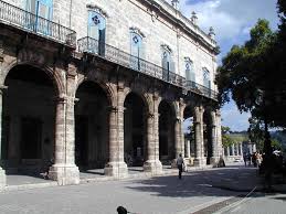 CIUDAD COLUMNAS LA HABANA