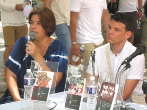 Editora presenta libro Premio ensayo