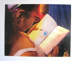 niña leyendo